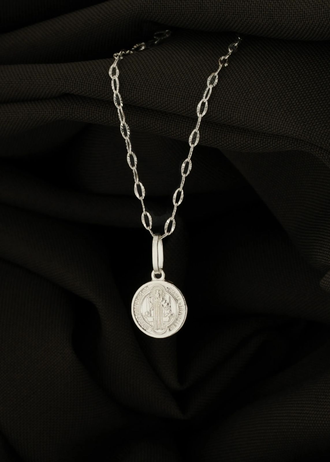 Dije San Benito 1,2 cms