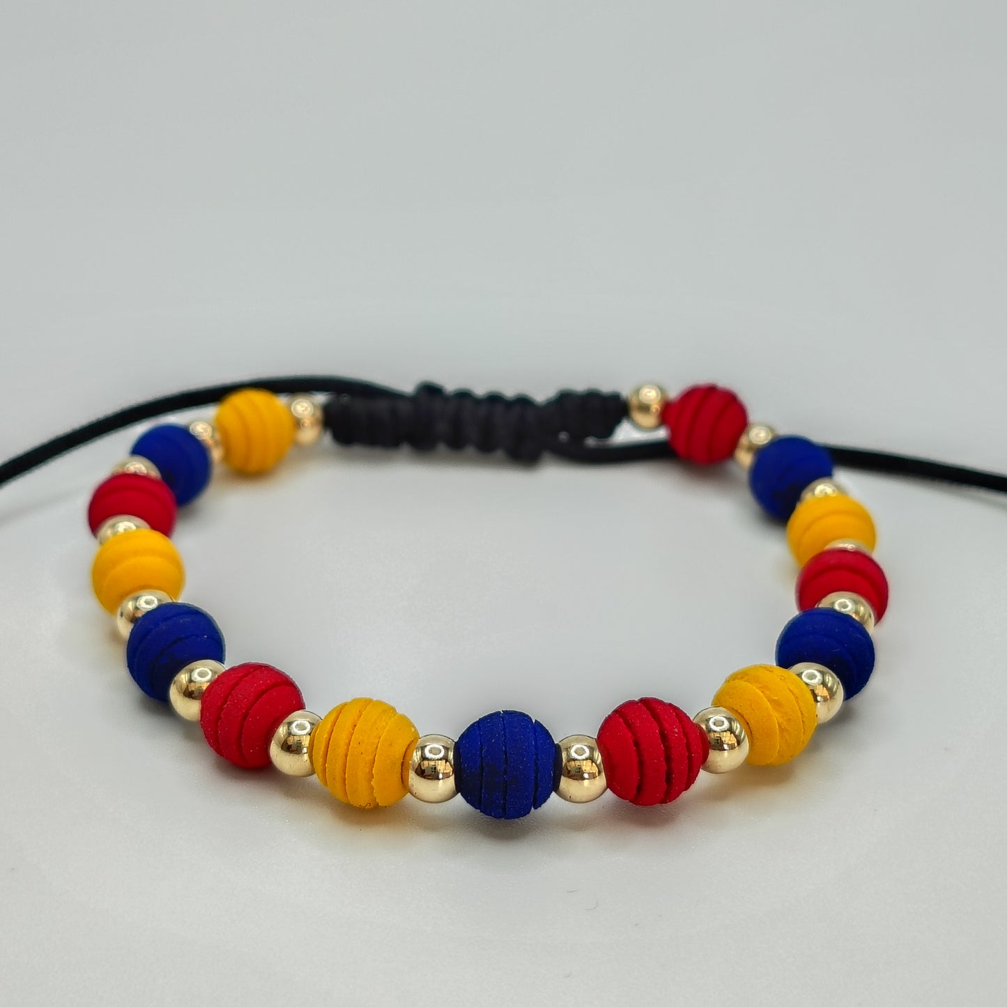 Pulsera Balinería 4mm con Neoprenos