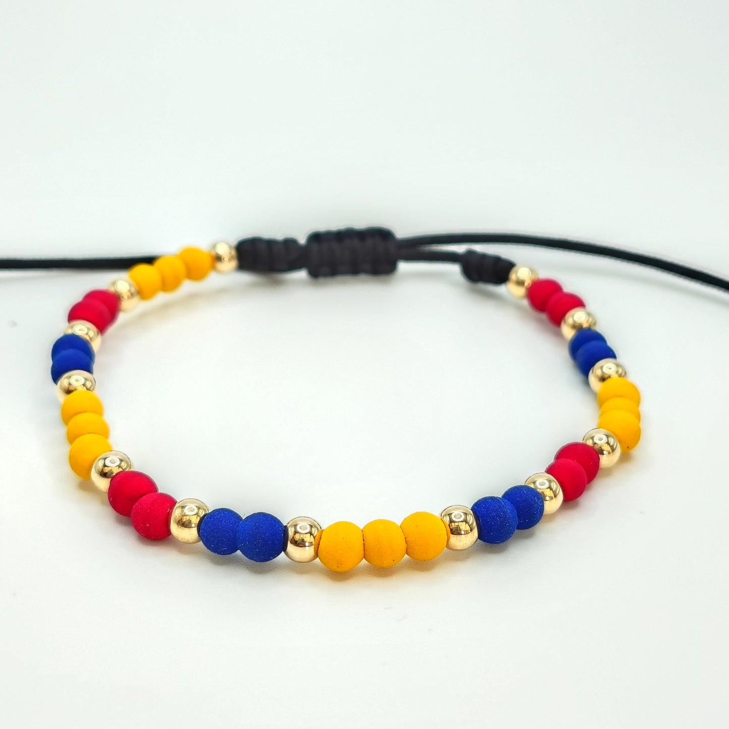 Pulsera Balinería 4mm con Neoprenos