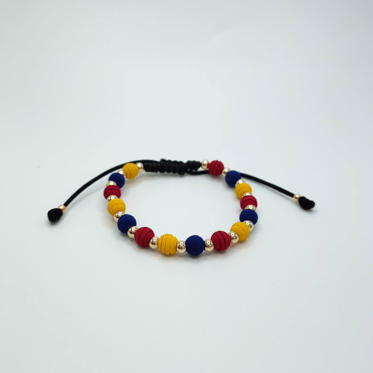 Pulsera Balinería 4mm con Neoprenos