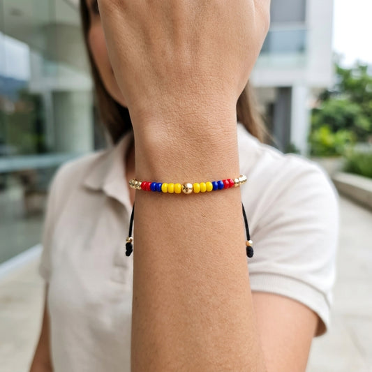 Pulsera Balinería 4 y 5 mm con Chaquiras Checa